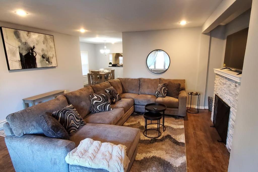Quiet 3 Bedroom Apartment In Private Home New York Extérieur photo