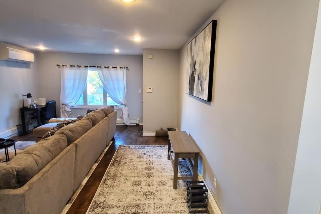 Quiet 3 Bedroom Apartment In Private Home New York Extérieur photo