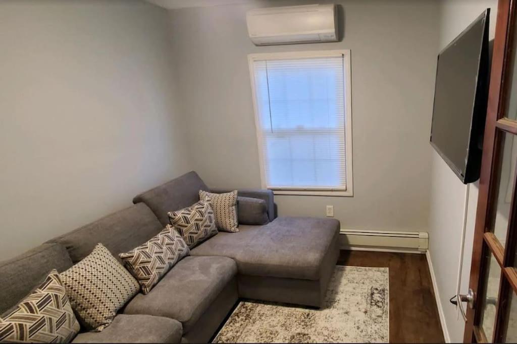 Quiet 3 Bedroom Apartment In Private Home New York Extérieur photo